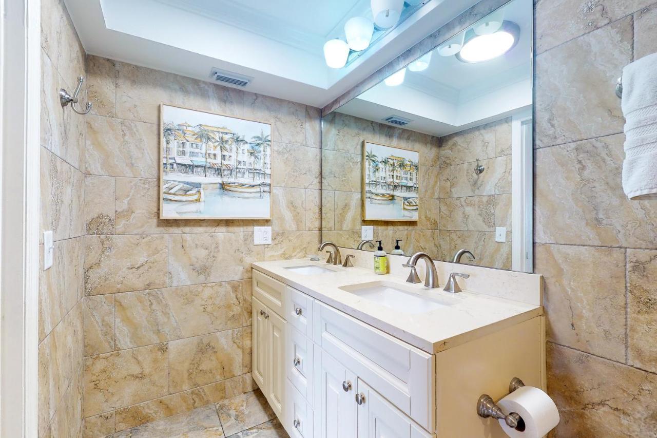 Sea Gate 308 Apartment Clearwater Beach Bagian luar foto
